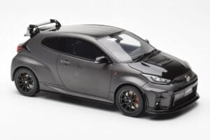 Toyota GR Yaris Circuit Package Černý Otto 1:18 OT1046 Kov – obrázek 4 z 6