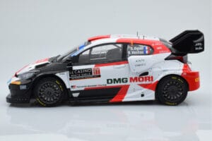 Toyota GR Yaris Rally1 #1 S. Ogier / B. Veillas Rally Monte Carlo 2022 IXO 1:18 18RMC151B Kov – obrázek 3 z 6