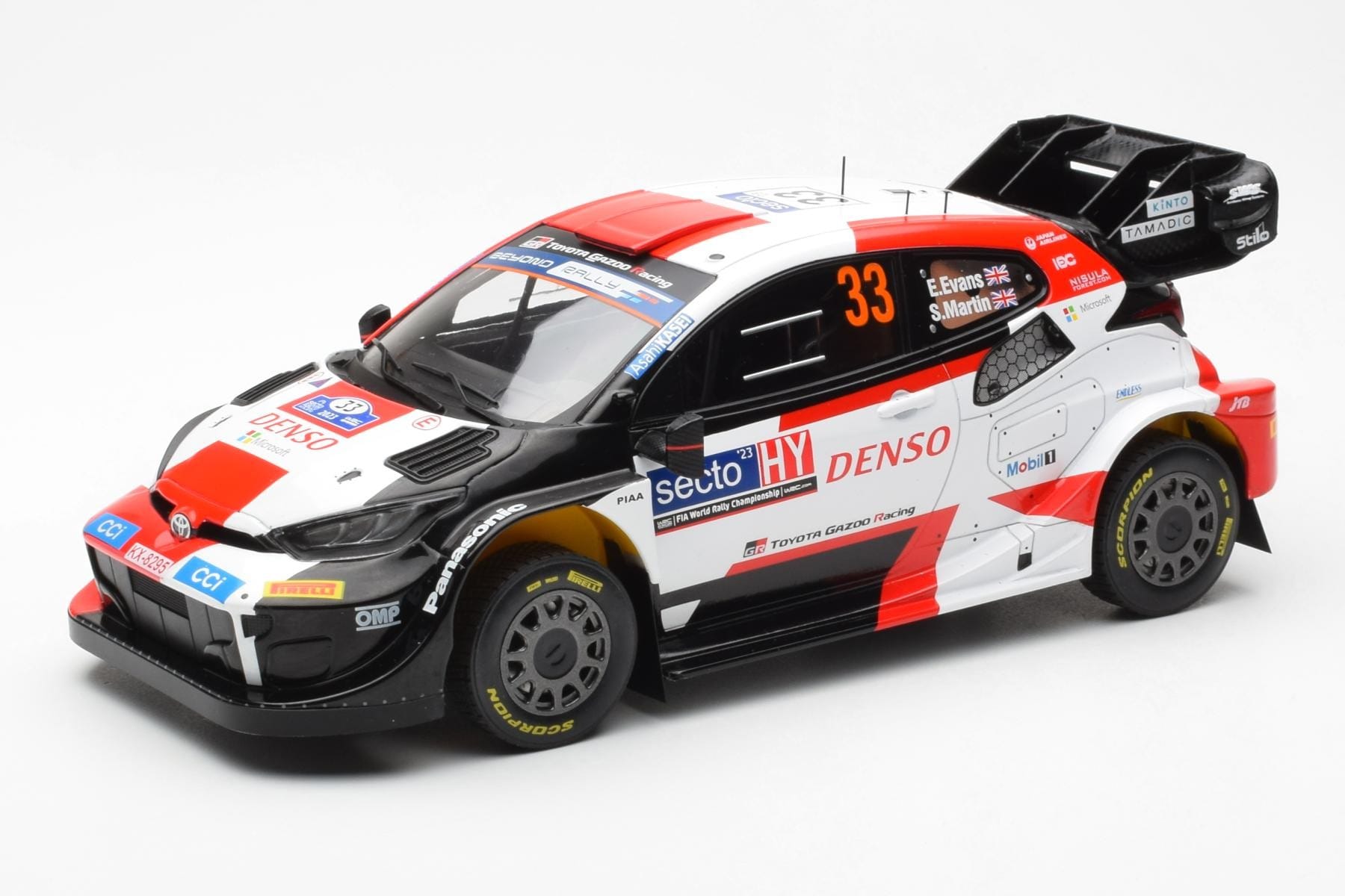Toyota GR Yaris Rally1 #33 E. Evans / S. Martin Rally Finland 2023 IXO 1:18 18RMC174A Kov