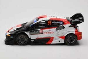 Toyota GR Yaris Rally1 #69 K. Rovanpera / J. Halttunen Rally Monte Carlo World Champion 2023 IXO 1:18 18RMC152B Kov – obrázek 3 z 6