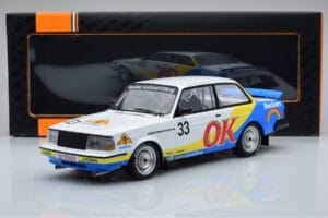 Volvo 240 Turbo Beckers #33 Andersson / Petersson / Linder ETCC Zolder 1985 IXO 1:18 18RMC105B Kov – obrázek 6 z 6