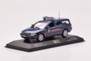 Volvo V70 Garde Frontiere Suisse Minichamps 1:43 430171899 Kov – obrázek 2 z 4
