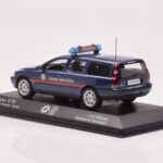 Volvo V70 Garde Frontiere Suisse Minichamps 1:43 - image 3 of 4