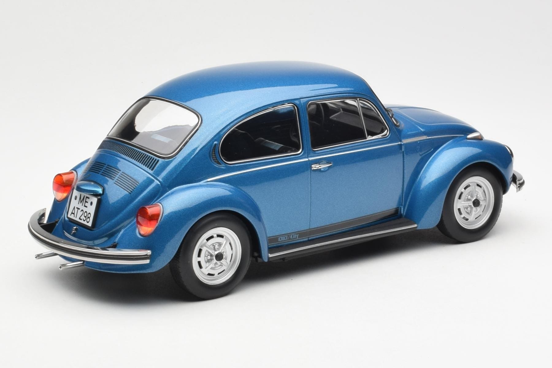 Volkswagen Beetle 1303 City Modrý Norev 1:18 188525 Kov – obrázek 2 z 6