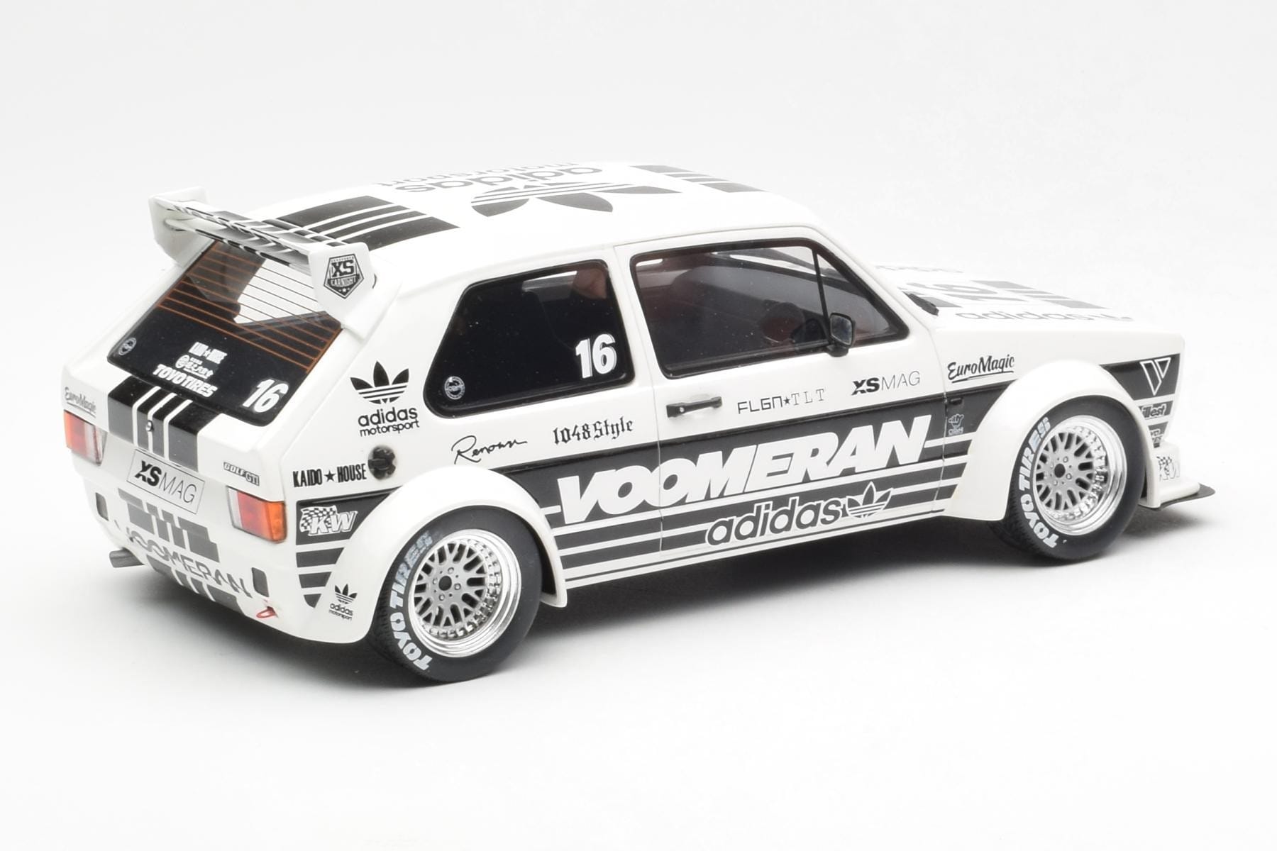 Volkswagen Golf GTI Mk1 Voomeran Bílý Otto 1:18 OT1061 Pryskyřice – obrázek 2 z 6