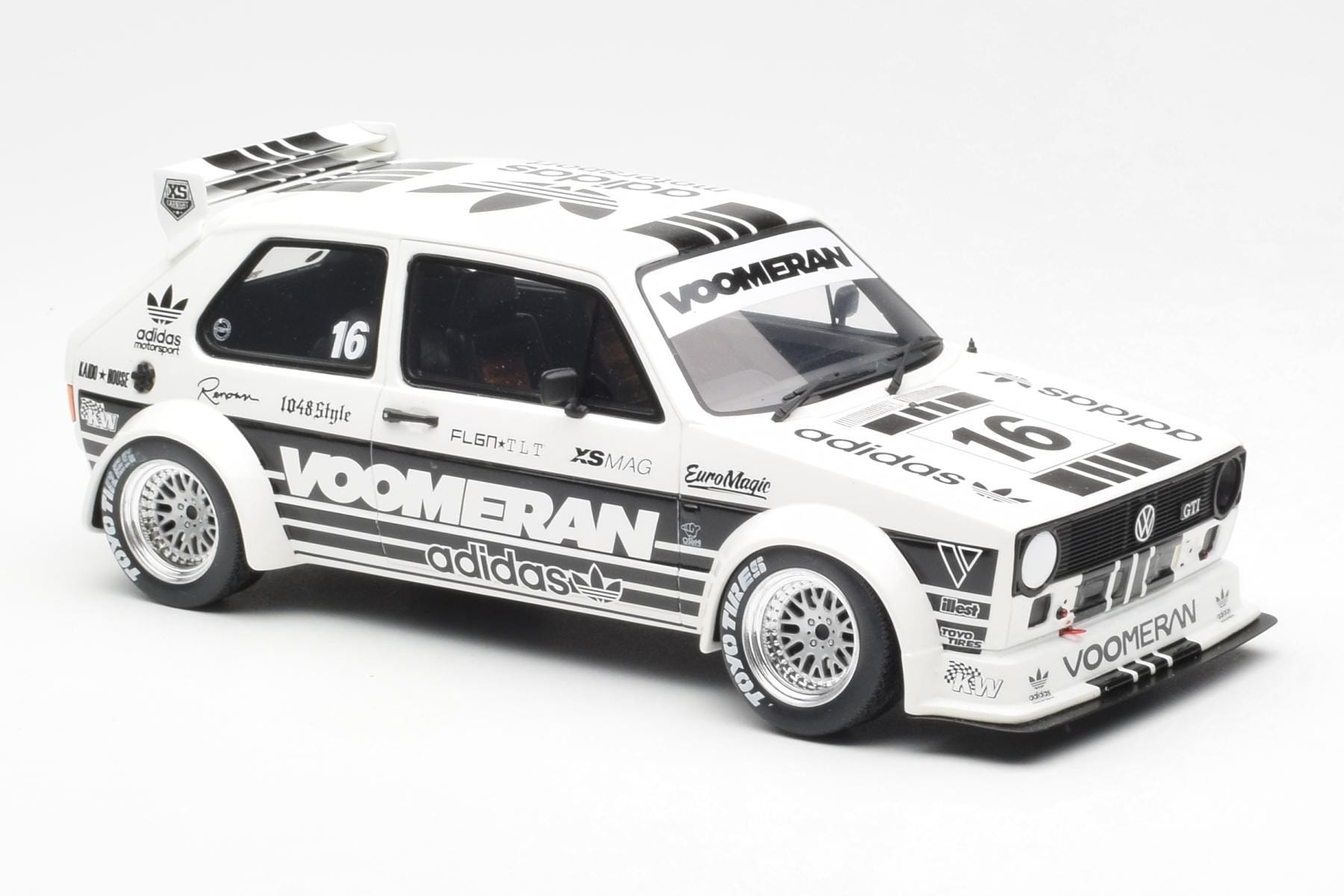 Volkswagen Golf GTI Mk1 Voomeran Bílý Otto 1:18 OT1061 Pryskyřice – obrázek 4 z 6