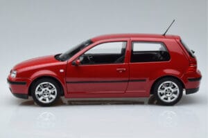 Volkswagen Golf Mk4 Červený Norev 1:18 188573 Kov – obrázek 4 z 7
