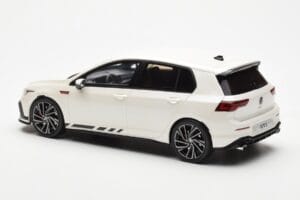 Volkswagen Golf GTI Mk8 Clubsport Bílý Otto 1:18 OT986 Pryskyřice – obrázek 5 z 6