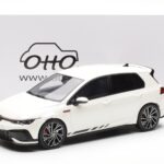 Volkswagen Golf GTI Mk8 Clubsport Bílý Otto 1:18 - image 6 of 6