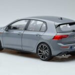 Volkswagen Golf GTI Mk8 Norev 1:18 188590 Kov - image 6 of 7