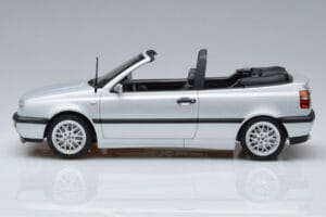 Volkswagen Golf Mk3 Kabriolet Stříbrný Norev 1:18 188468 Kov – obrázek 3 z 6