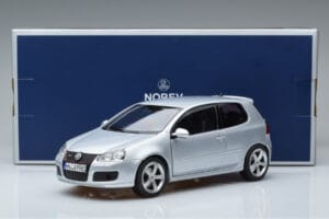 Volkswagen Golf GTI Mk5 Pirelli Edition Stříbrný Norev 1:18 188425 Kov – obrázek 7 z 7