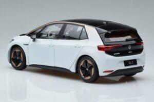 Volkswagen ID.3 Bílý FAW 1:18 ZVN000001WEI Kov – obrázek 6 z 7
