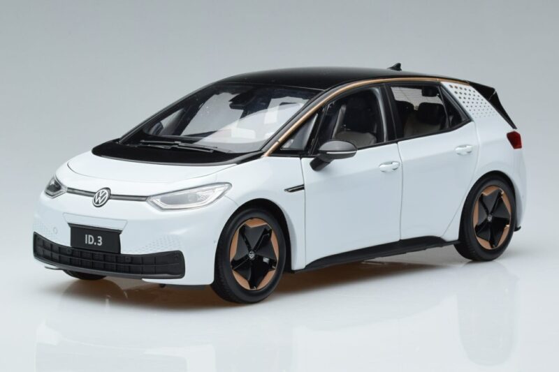 Volkswagen ID.3 Bílý FAW 1:18 ZVN000001WEI Kov