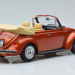Volkswagen Beetle 1303 Kabriolet Oranžový Norev 1:18 - image 2 of 6