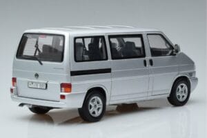 Volkswagen T4b Transporter Caravelle Minibus Schuco 1:18 450041500 Kov – obrázek 3 z 8