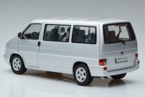 Volkswagen T4b Transporter Caravelle Minibus Schuco 1:18 450041500 Kov – obrázek 7 z 8