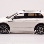 Volkswagen Tiguan R Bílý Otto 1:18 - image 3 of 6