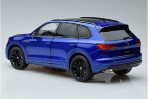 Volkswagen Touareg CR Modrý FAW 1:18 LTC761021BLU Kov – obrázek 6 z 7