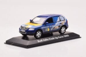 Volkswagen Touareg 7L Shell Helix Fresh Up Force Minichamps 1:43 VOLKSWAGEN-264066 Kov – obrázek 2 z 4