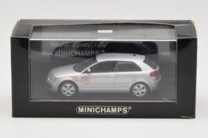 Audi A3 8P Stříbrný Prototyp Minichamps 1:43 5010503013 Kov – obrázek 4 z 4