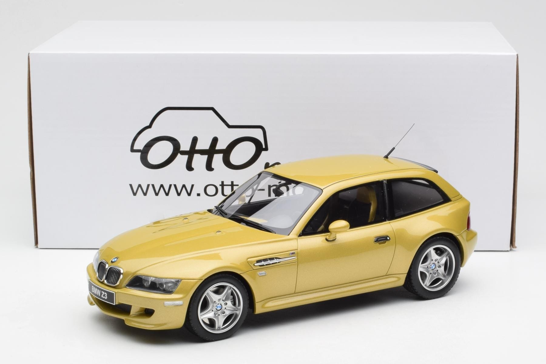 BMW Z3 M Coupe 3.2 Phoenix Žlutý Otto 1:18 OT866 Pryskyřice – obrázek 6 z 6
