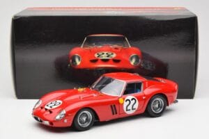 Ferrari 250 GTO #22 24 Hours of Le Mans 1962 Kyosho 1:18 08432B Kov – obrázek 8 z 8