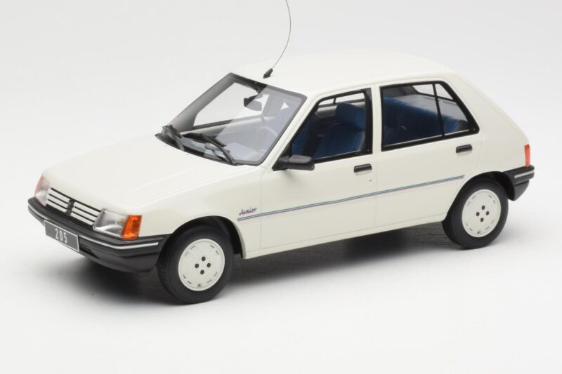 Peugeot 205 Junior Bílý Otto 1:18 OT463 Pryskyřice