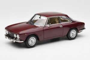 Alfa Romeo 2000 GTV Kaštanově Červený Norev 1:18 187916 Kov