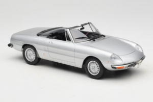 Alfa Romeo 2000 Spider Stříbrný Norev 1:18 187884 Kov – obrázek 4 z 6