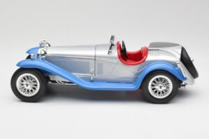 Alfa Romeo 2300 Spider Stříbrnomodrý Bburago 1:18 3008 Kov – obrázek 4 z 8