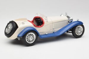 Alfa Romeo 2300 Spider Bílý & Modrý Bburago 1:18 3008-M1 Kov – obrázek 2 z 6