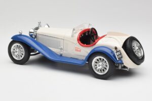 Alfa Romeo 2300 Spider Bílý & Modrý Bburago 1:18 3008-M1 Kov – obrázek 5 z 6