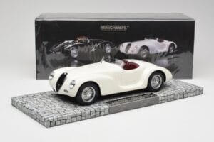 Alfa Romeo 6C 2500 SS Corsa Spider Bílý Minichamps 1:18 107120232 Pryskyřice – obrázek 6 z 6