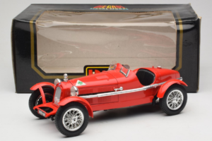 Alfa Romeo 8C 2300 Monza Červený Bburago 1:18 3014 Kov – obrázek 6 z 6