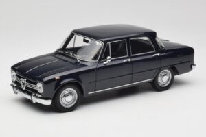 Alfa Romeo Giulia 1300 Modrý Minichamps 1:18 180120905 Kov
