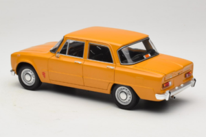 Alfa Romeo Giulia 1300 Super Oranžový Minichamps 1:18 180120900 Kov – obrázek 7 z 8