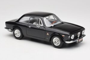 Alfa Romeo Giulia Sprint GTA Černý Road Signature 1:18 92348 Kov – obrázek 6 z 8