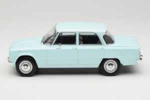 Alfa Romeo Giulia TI 105 Sky Blue Norev 1:18 187974 Kov – obrázek 4 z 7