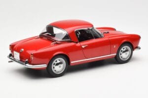 Alfa Romeo Giulietta 1300 Spider Červený AUTOart 1:18 70157 Kov – obrázek 3 z 8