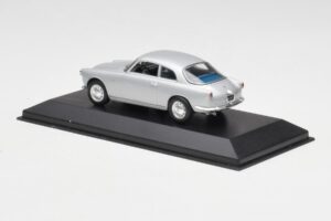 Alfa Romeo Giulietta Sprint Stříbrný Minichamps 1:43 400120400 Kov – obrázek 3 z 4