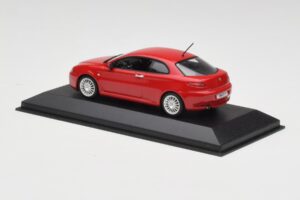 Alfa Romeo GT Alfa Červený Minichamps 1:43 400120321 Kov – obrázek 3 z 4