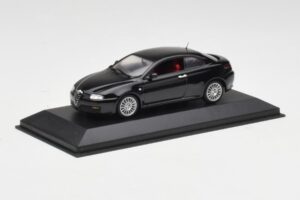 Alfa Romeo GT Černý Minichamps 1:43 400120320 Kov – obrázek 2 z 4
