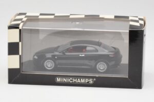 Alfa Romeo GT Černý Minichamps 1:43 400120320 Kov – obrázek 4 z 4