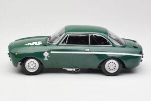 Alfa Romeo GTA 1300 Junior Zelený Minichamps 1:18 155120022 Kov – obrázek 3 z 6