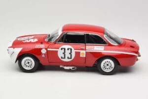 Alfa Romeo GTA 1300 Junior #33 T. Hezemans / G. van Lennep Hezemans Jarama 1972 Minichamps 1:18 100721233 Kov – obrázek 4 z 8