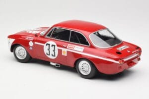Alfa Romeo GTA 1300 Junior #33 T. Hezemans / G. van Lennep Division 1 Winners 4 Hours of Jarama 1972 Minichamps 1:18 15572123 – obrázek 5 z 6