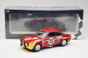 Alfa Romeo GTA 1300 Junior #40 F. Picchi / J-C. Chasseuil Division 1 Winners 12 Hours of Paul Ricard 1971 Minichamps 1:18 155 – obrázek 6 z 6