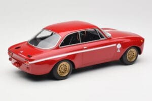 Alfa Romeo GTA 1300 Junior Červený Minichamps 1:18 155120020 Kov – obrázek 2 z 6