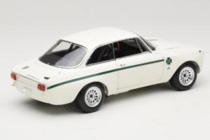 Alfa Romeo GTA 1300 Junior Bílý Minichamps 1:18 100120501 Kov – obrázek 3 z 8